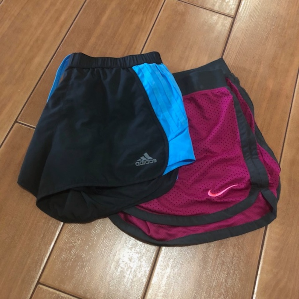 Bundle Adidas, Nike Women's Running Short Size Med